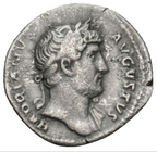ADRIANO (117-138). Denario. Roma