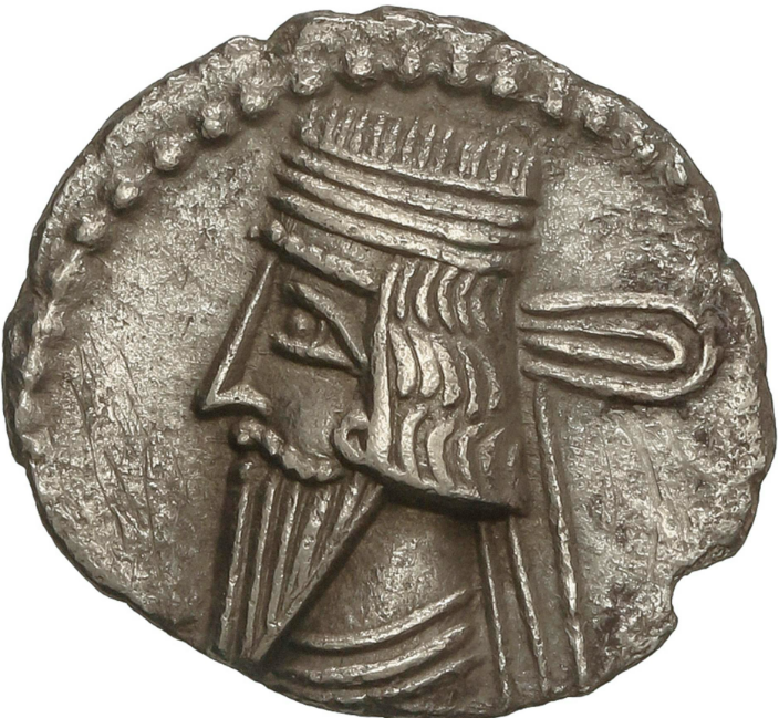 VOLOGASES III (105-147 d.C.) Dracma. MBC+