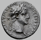 TIBERIO (14-37 d.C.). "Denario del tributo". Lugdunum.