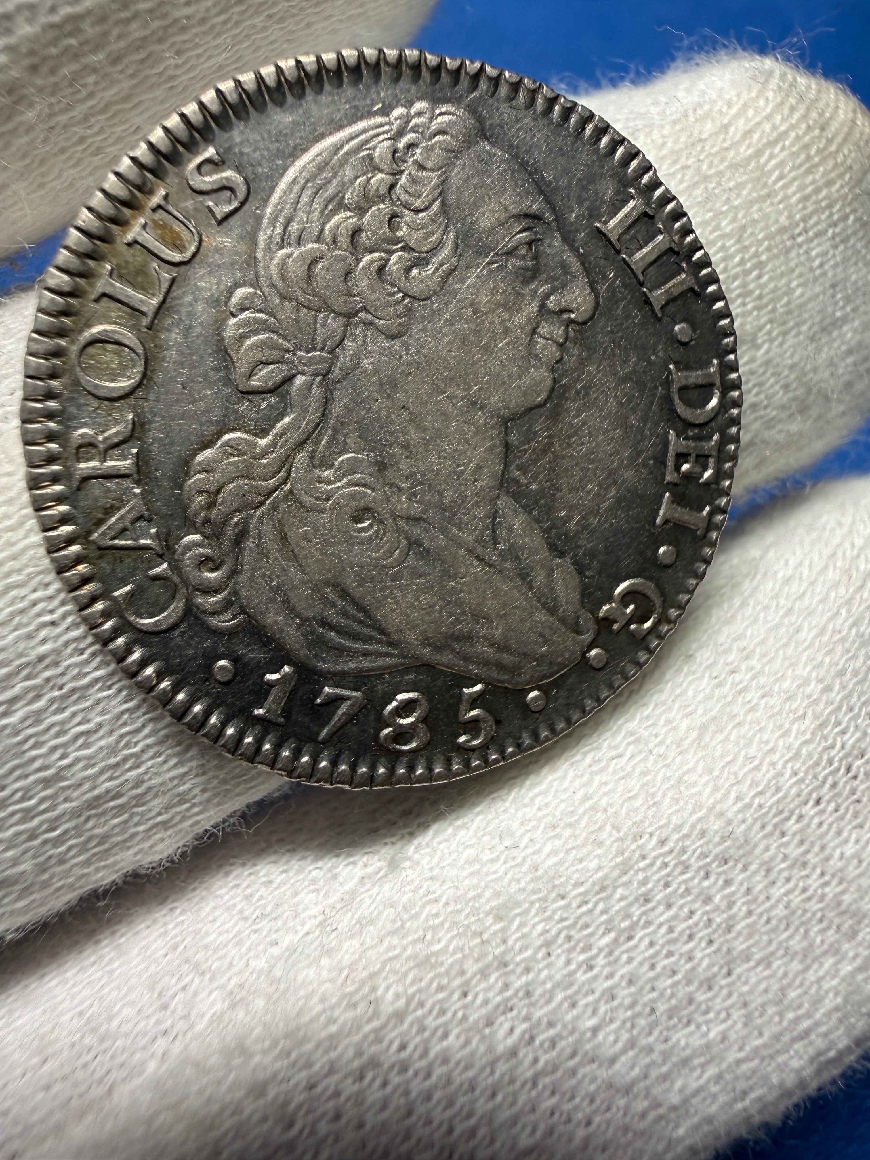 CARLOS III. Madrid. 2 reales. 1785. DV. EBC+/EBC. Brillo original. Muy rara.
