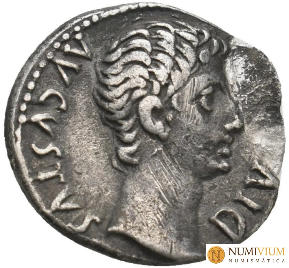 AUGUSTO (27 aC-14 dC). Denario. Lugdunum. RIC I-171a. Denario