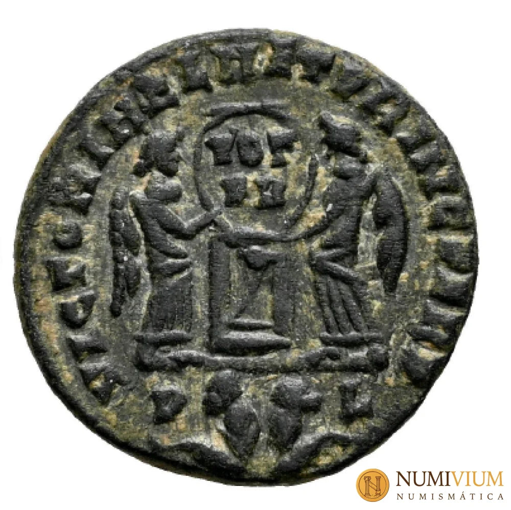 Constantino I. Follis. 319-320 d.C. Lugdunum. (Ric-VII 65). RARA Follis