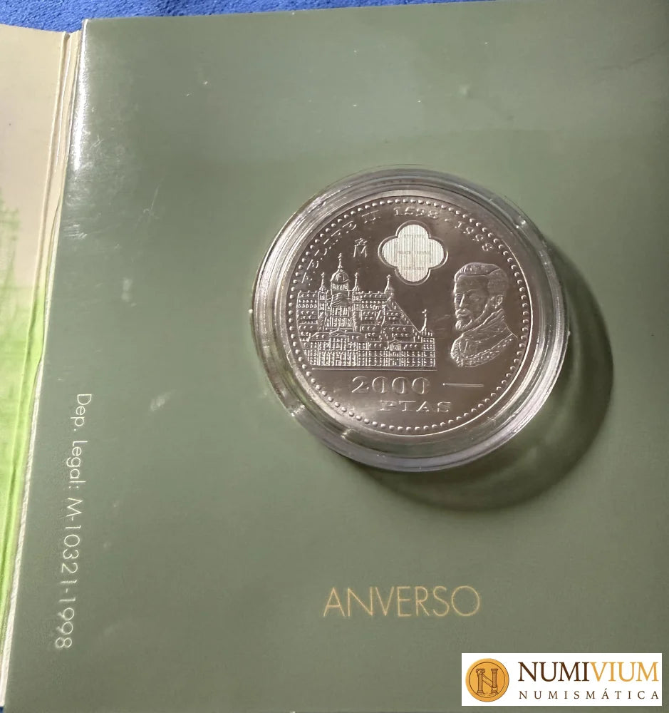 FNMT 1998. 2000 PESETAS DE PLATA DE FELIPE II. EN CARPETA OFICIAL DE LA FNMT