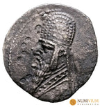 SINATRUCES (93 – 69 a.C.). Dracma. Raghae